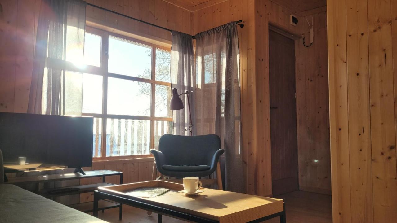 Hotel Piekny Brzeg à Węgorzewo Extérieur photo