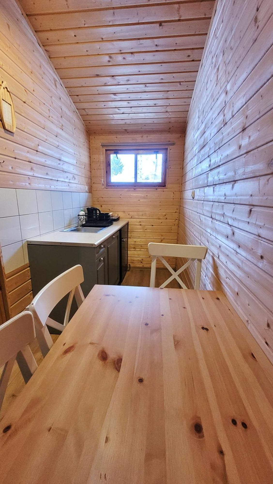 Hotel Piekny Brzeg à Węgorzewo Extérieur photo