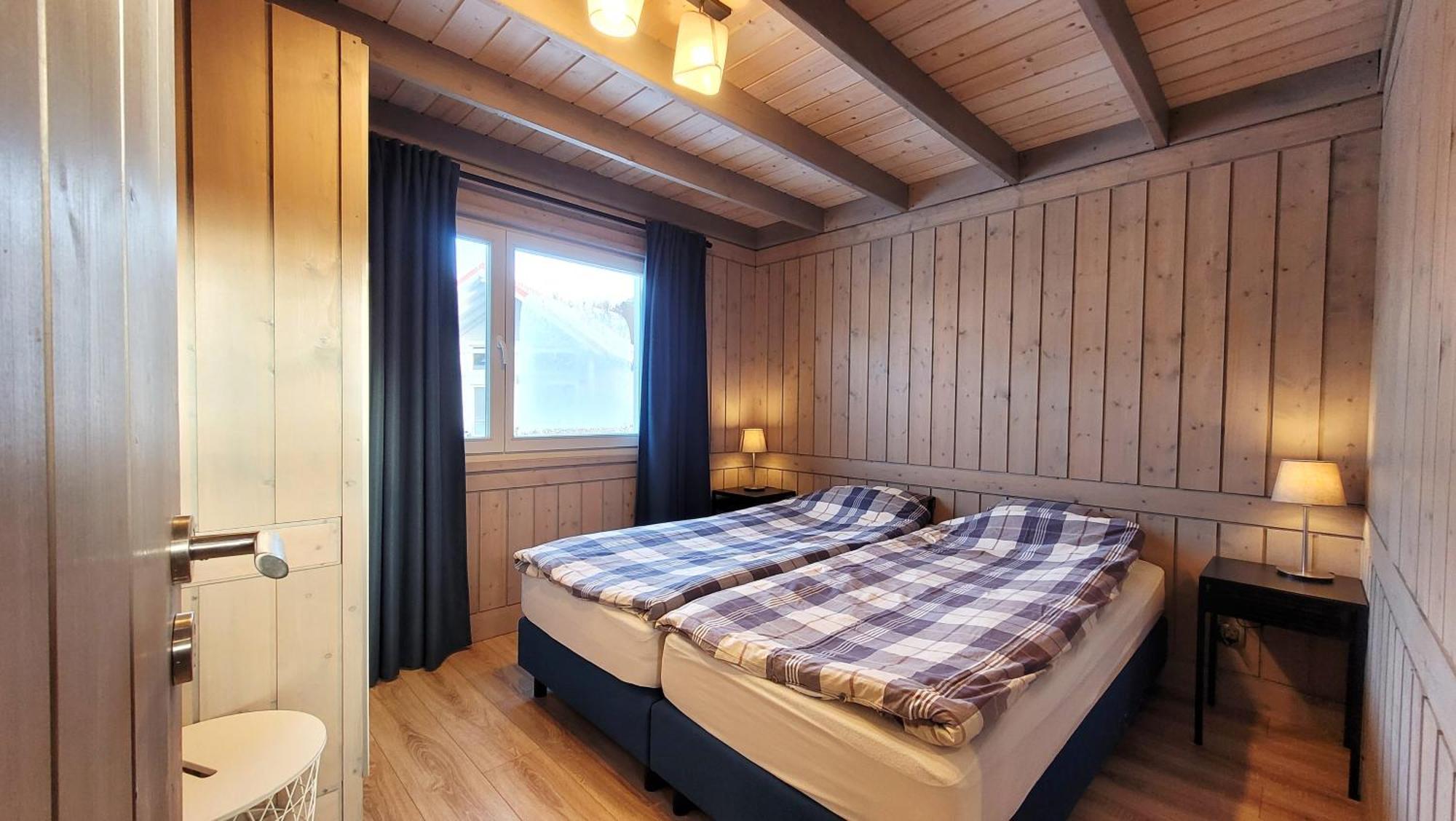Hotel Piekny Brzeg à Węgorzewo Extérieur photo